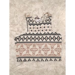 3/$30 CHARLOTTE RUSSE Crop Top